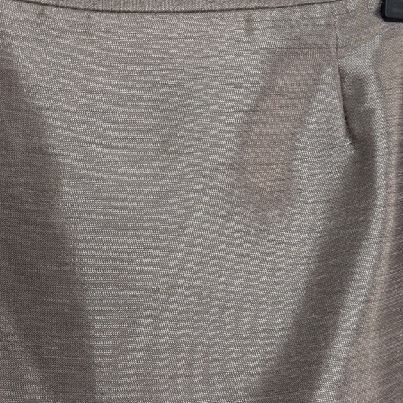 EUC Tahari Luxe Arthur S. Levine skirt - Picture 3 of 3